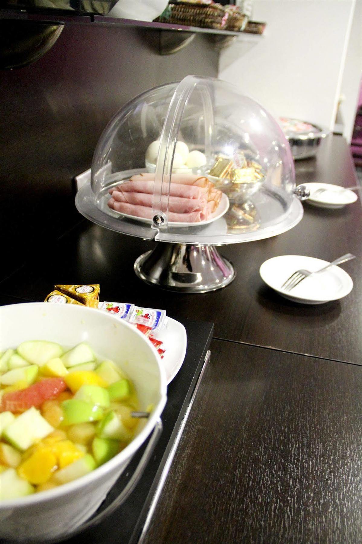 Park Wilson Airport Apartahotel 3*